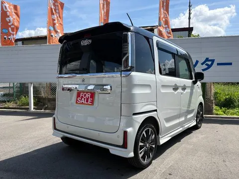Suzuki Spacia Custom