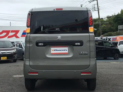 Suzuki Spacia Base