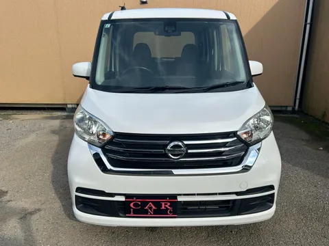 Nissan Dayz Roox