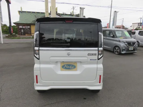 Suzuki Spacia Custom