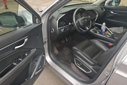 Geely Monjaro