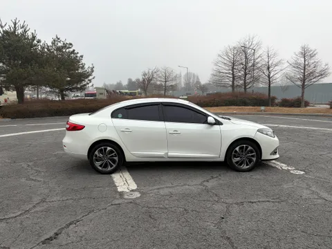 Renault SM3