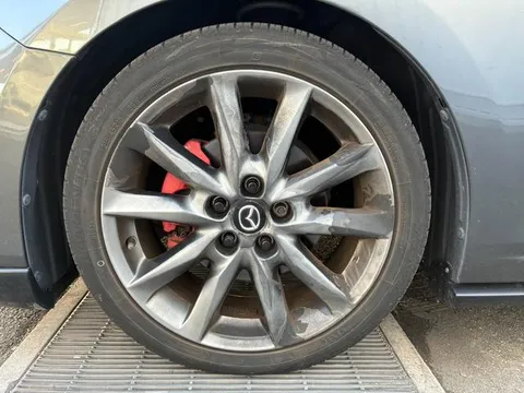 Mazda Axela Sport