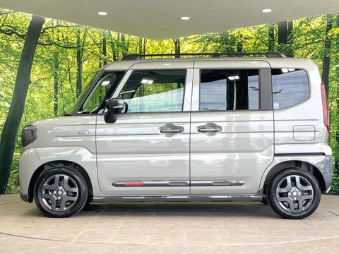 Suzuki Spacia Gear