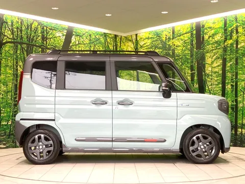 Suzuki Spacia Gear