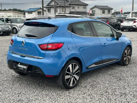 Renault Lutecia