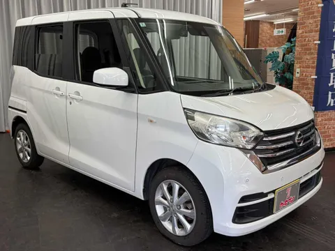 Nissan Dayz Roox