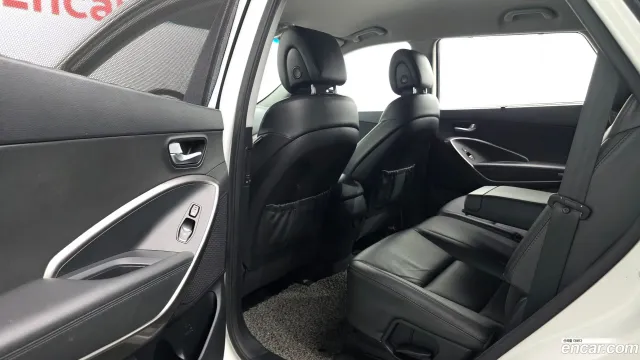 Hyundai Grand Santa Fe (Maxcruz)