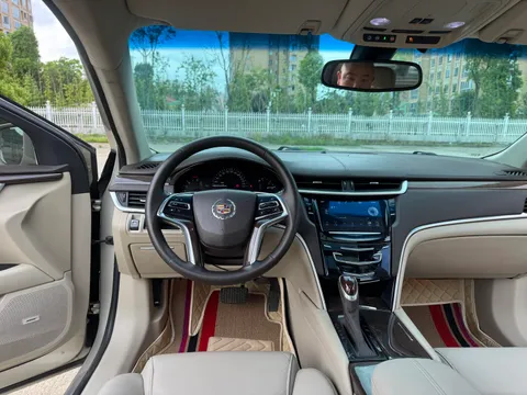 Cadillac XTS