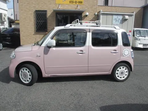Daihatsu Mira Cocoa