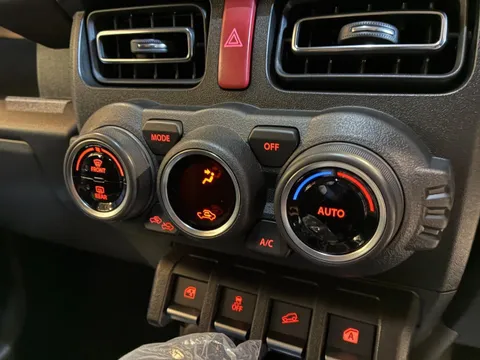 Suzuki Jimny Sierra