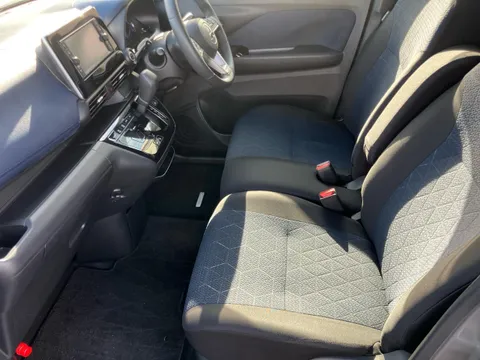 Mitsubishi eK X