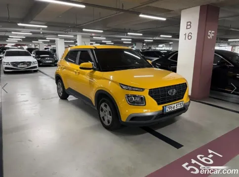 Hyundai Venue