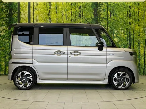 Suzuki Spacia Custom