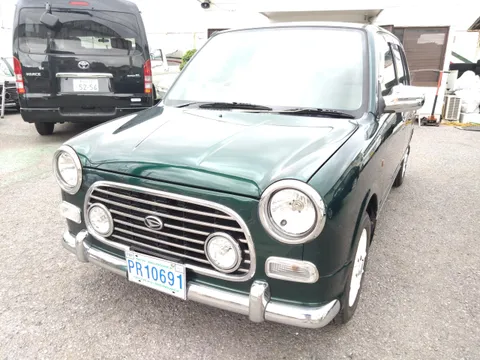 Daihatsu Mira Gino