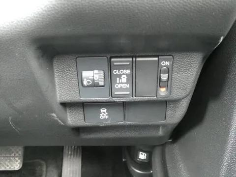 Honda Freed Plus