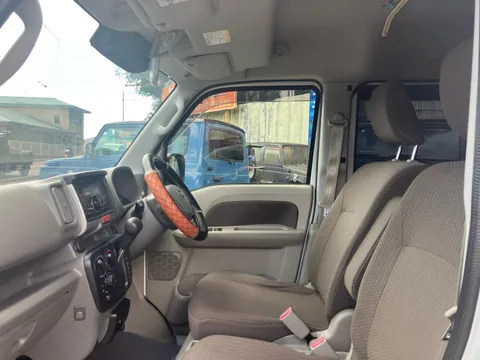 Nissan Clipper