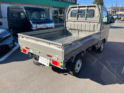 Nissan Clipper Truck