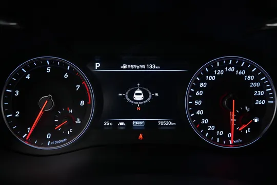 Genesis G70