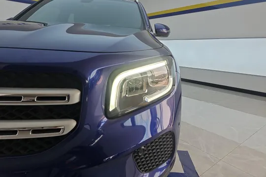 Mercedes-Benz Mercedes-Benz GLB