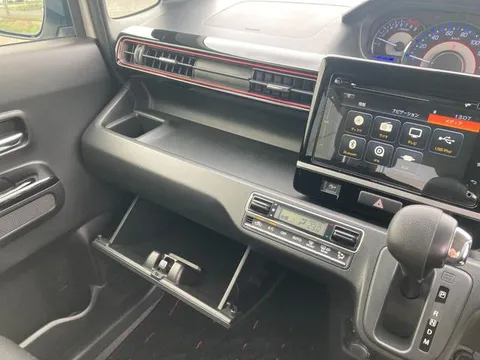 Suzuki Wagon R Stingray