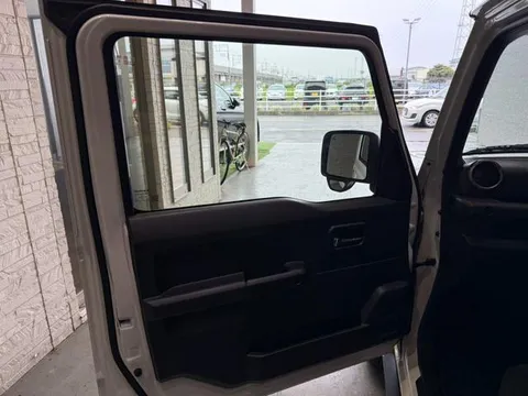 Suzuki Jimny Nomade