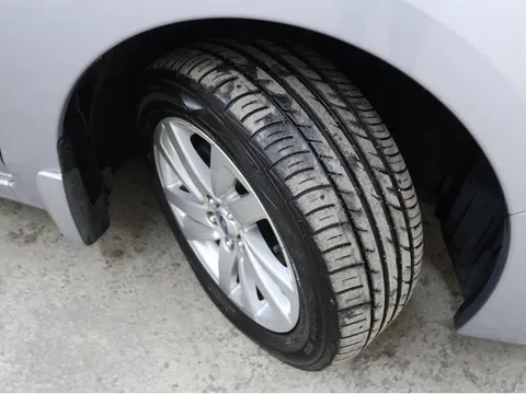 Subaru Impreza G4