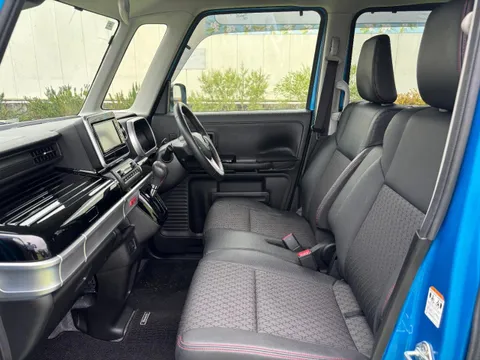 Suzuki Spacia Custom