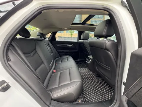 Cadillac XTS