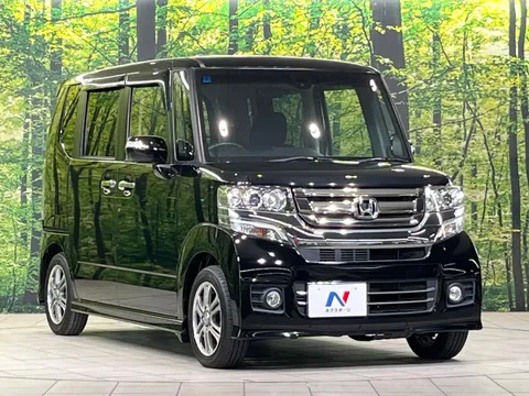 Honda N-BOX Custom