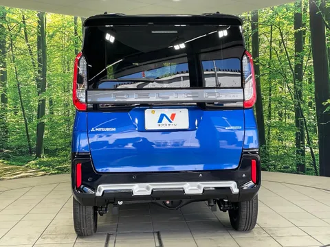 Mitsubishi Delica Mini