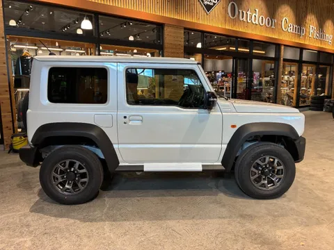 Suzuki Jimny Sierra
