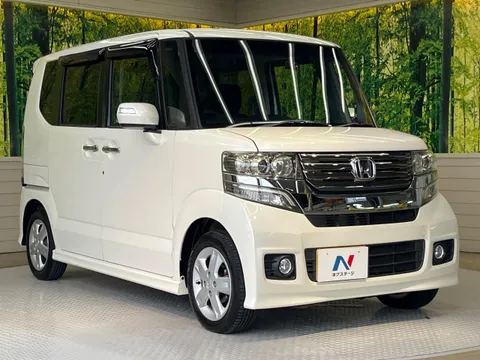 Honda N-BOX Custom