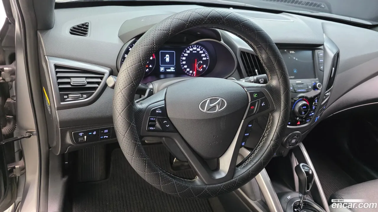 Hyundai Veloster
