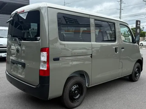 Toyota TownAce Van