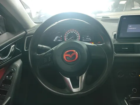 Mazda Mazda 3