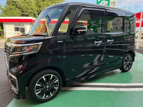 Suzuki Spacia Custom