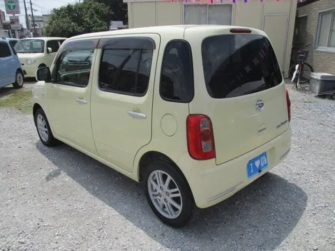 Daihatsu Mira Cocoa