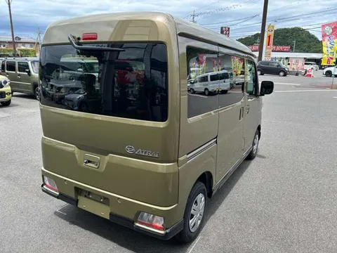 Daihatsu Atrai