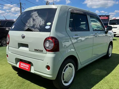 Daihatsu Mira Tocot