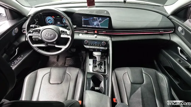 Hyundai Elantra (Avante)