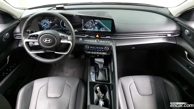 Hyundai Elantra (Avante)