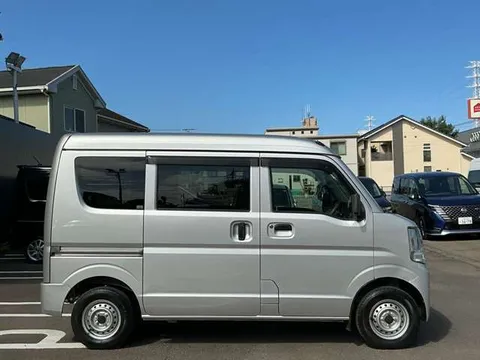 Nissan Clipper