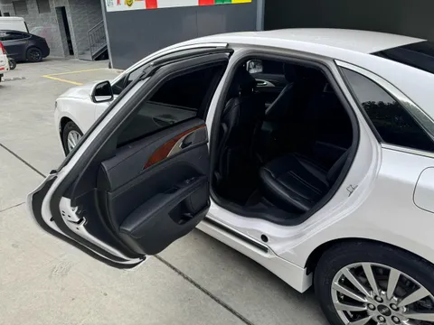 Lincoln MKZ