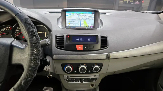 Renault SM3