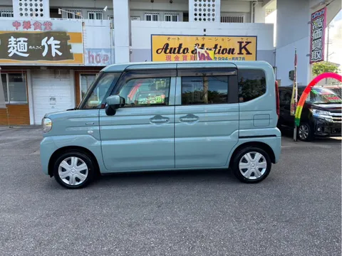 Suzuki Spacia