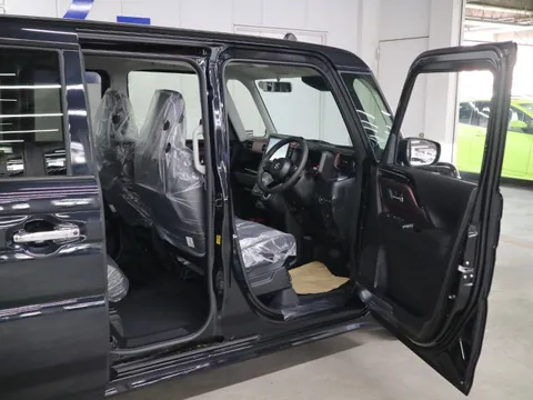 Suzuki Spacia Custom