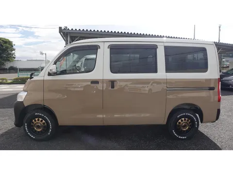 Toyota TownAce Van