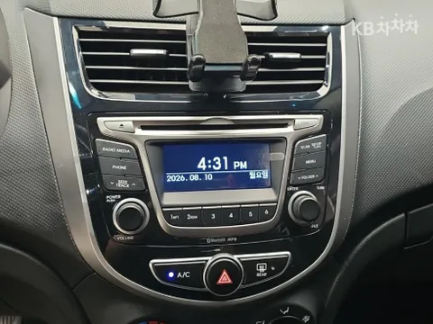 Hyundai Accent