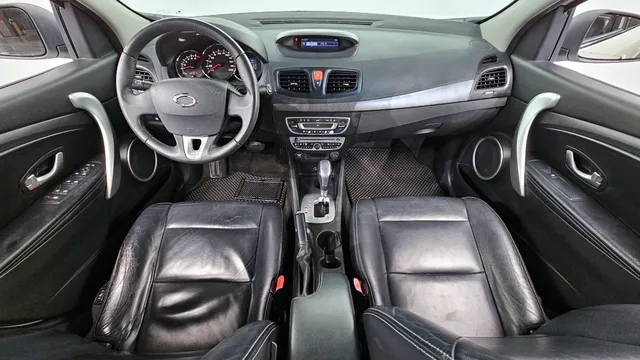 Renault SM3